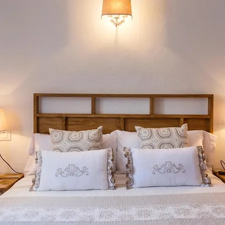 Villa Bini Samsara - Ideal For Families, Fenced Pool, Close To Beach *