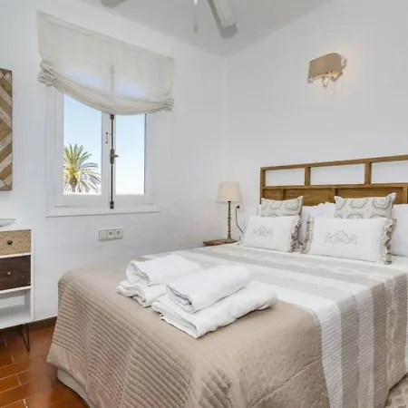 Villa Bini Samsara - Ideal For Families, Fenced Pool, Close To Beach